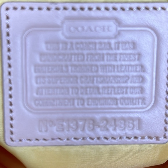 Coach Legacy Weekend Signature Nylon Hippie Swing Bag Shoulder Bag Crossbody Red - Picture 8 of 12